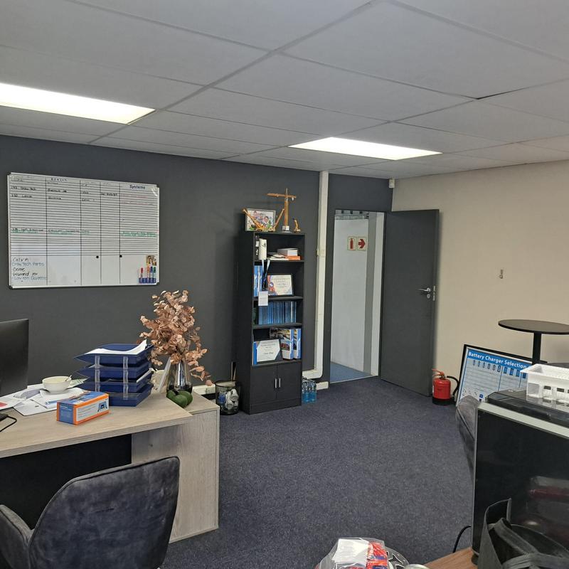 To Let commercial Property for Rent in Fairview Eastern Cape